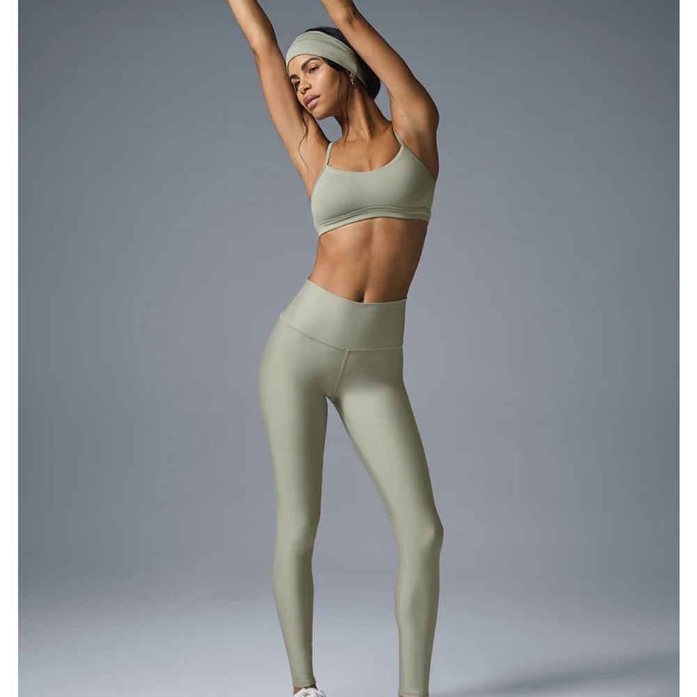 ALO High-Waist Airlift Legging - Limestone